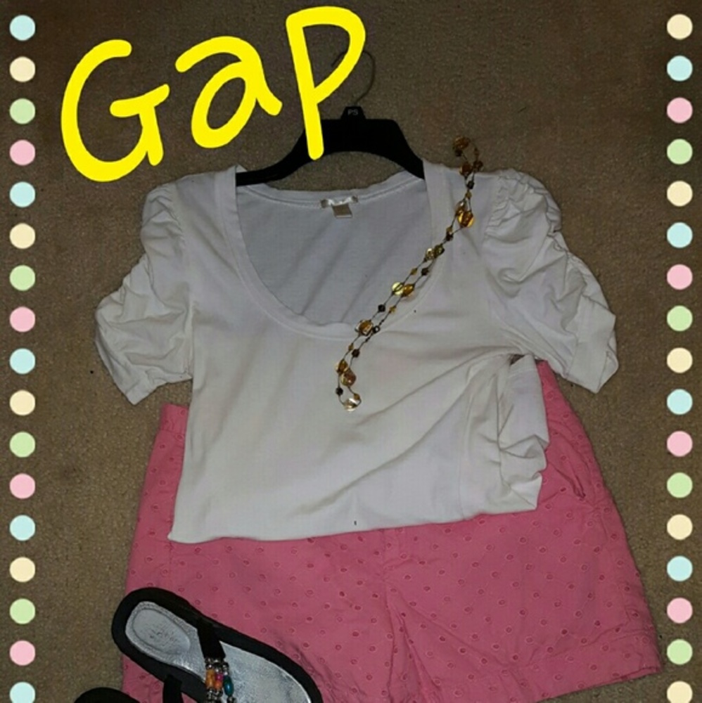 SALE Gap Coral Shorts